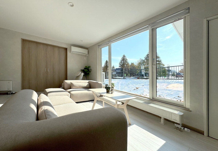 Living area 2, sugi villa, Furano