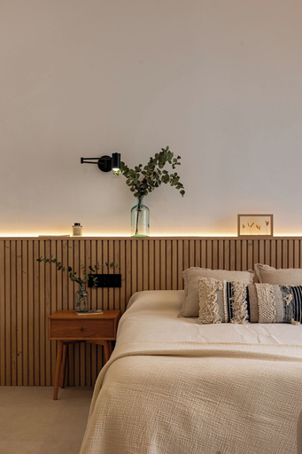 Room 2, Almirante Suites, Valencia