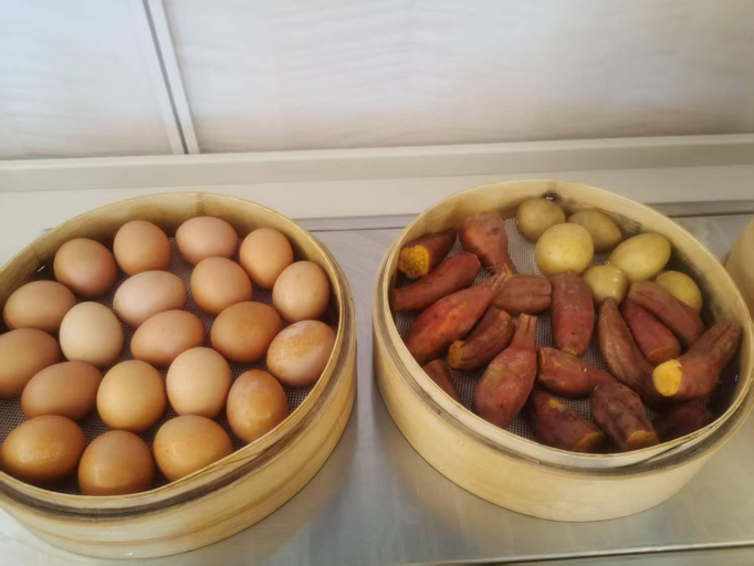 Food & Drinks 4, Hanting Hotel Anji Shengli East Road, Huzhou