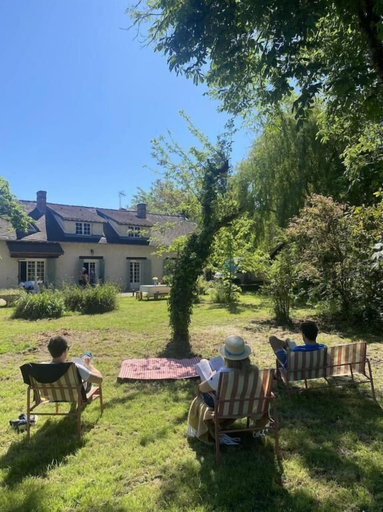 Property grounds, Maison joviale, Loiret