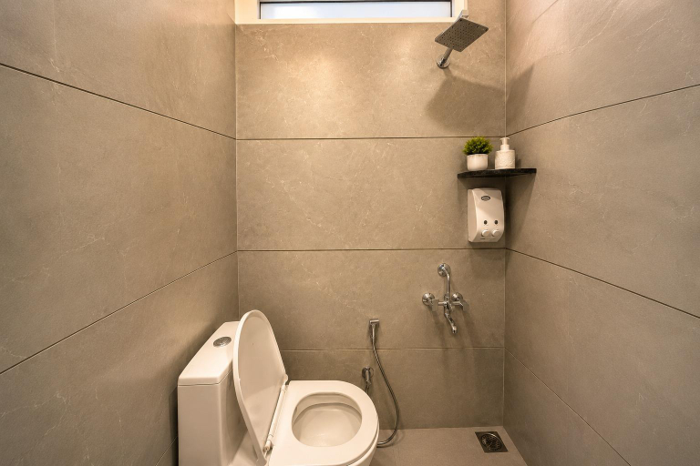Bathroom 4, Lime Tree 2Bhk Serviced Apartment Near Artemis , Gurgaon