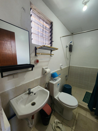 Bathroom, Caishen Modern Affordable Apartelle 302, Silang