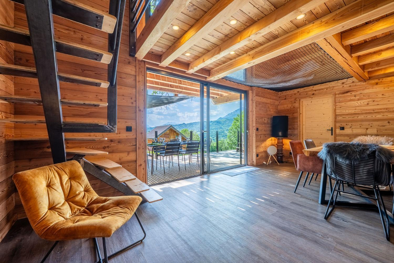 Others 3, Les chalets d'Elena, Hautes-Alpes