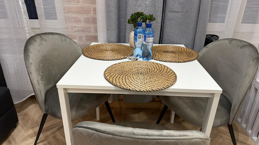 Others 4, Wyjatkowe apartamenty w Centrum, Środa Śląska