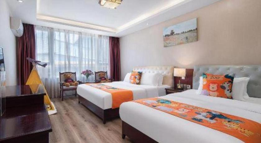 Others 5, Mount Emei Happy Hotel, Leshan