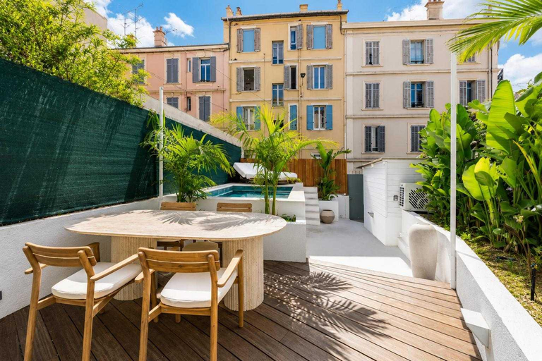 5, Duplex Apartment with Pool a/c 2BR/4P - Cannes, Alpes-Maritimes