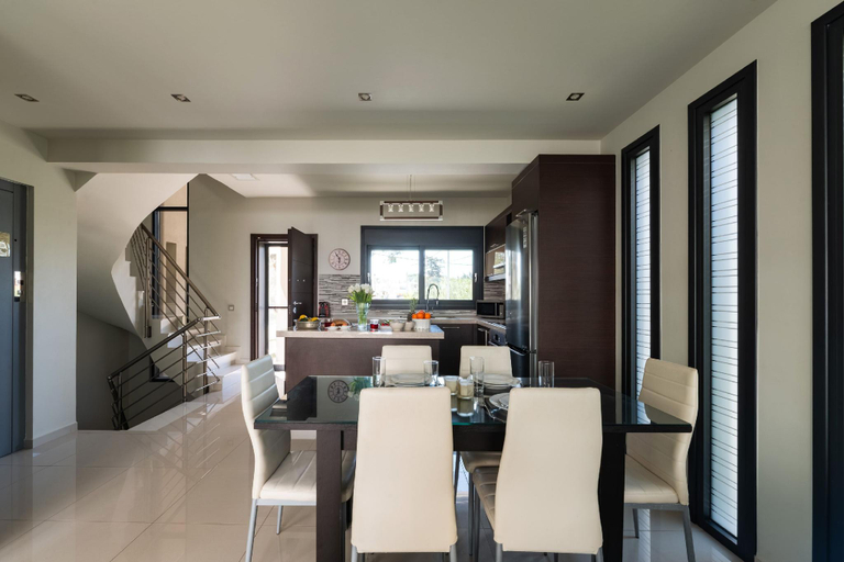 Food & Drinks 5, Ixia Luxury Breeze Villa, South Aegean