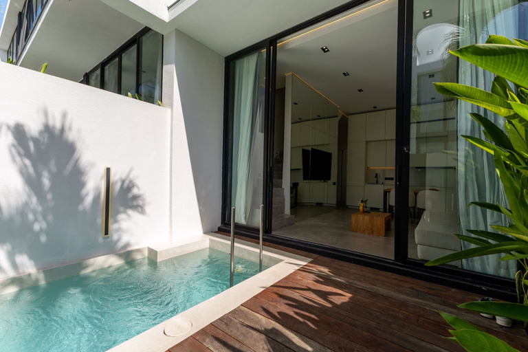 Pool 2, Five Ocean Residence, Badung
