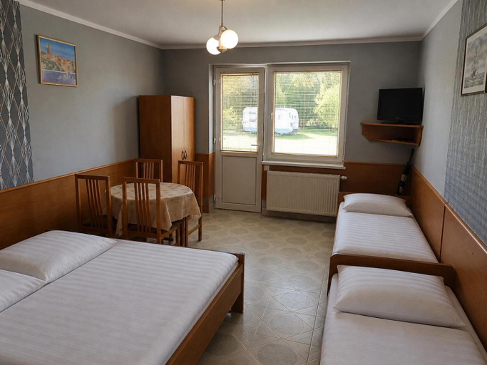Bedroom 2, Apartament i pokoje goscinne Budnik, Puck