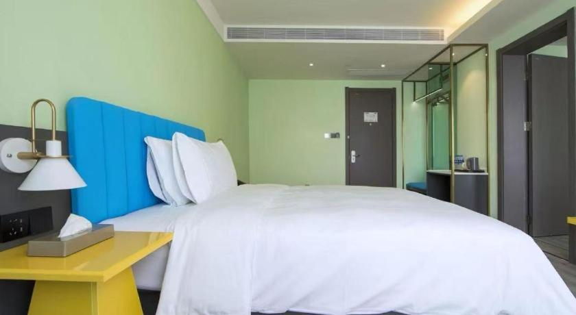 Bedroom 3, ibis Styles Beijing Capital Airport Hotel, Beijing