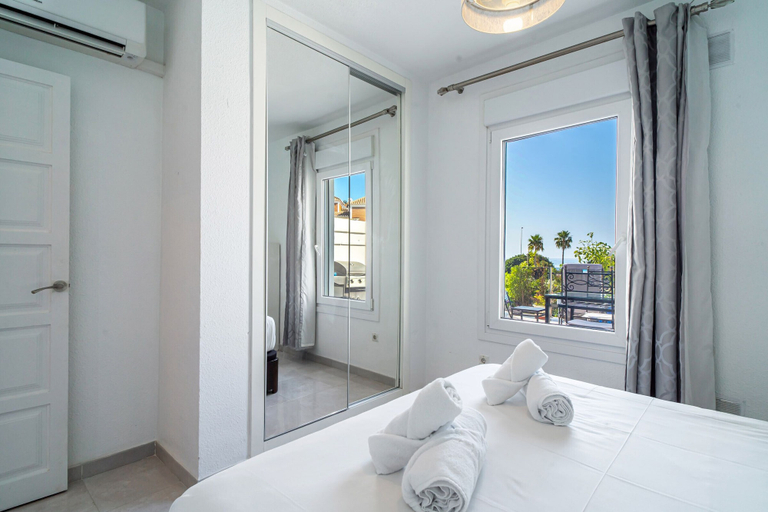 Room 5, Tropicana 6C by Casasol, Málaga