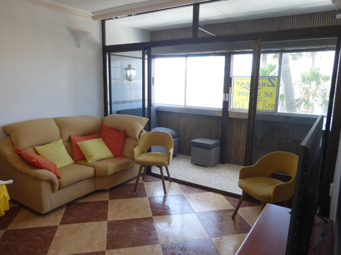 1, 1 bedroom apartment at 50 meters from the beach, Almería