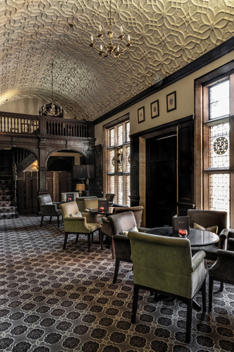 Food & Drinks 5, Audleys Wood Hotel , Hampshire