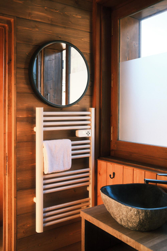 Bathroom 3, The Fat Fox Lodge, Morzine, Haute-Savoie