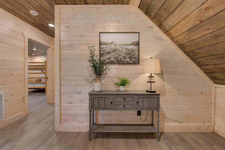 Interior 3, Summit View, Sevier