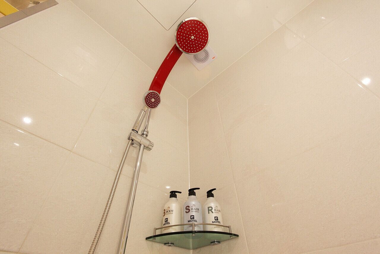 Bathroom 3, Luxury G Motel, Nam