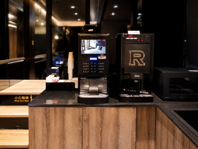 Food & Drinks 4, Hotel Relax V, Taipei City