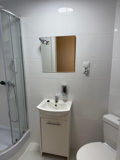 Bathroom 2, POKOJE -KWATERY Chodecz Warynskiego 2A, Włocławek