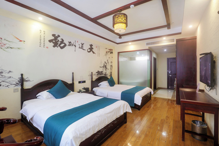 Room 2, Manju Hotel - Free Breakfast & Laundry, Zhangjiajie