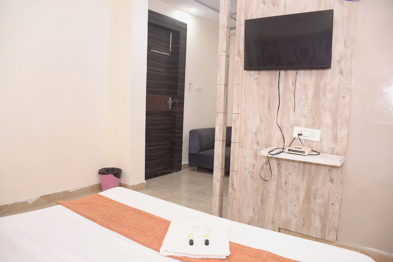 Room 4, HOTEL J P RESIDENCY, Datia