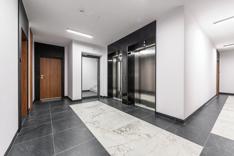 Exterior 5, Lumina 2BR-3BR Apart with Parking AC, Warsaw