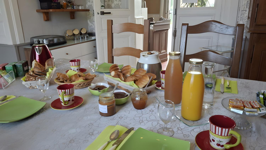 Food & Drinks 4, La Maison De Gabriel, Calvados