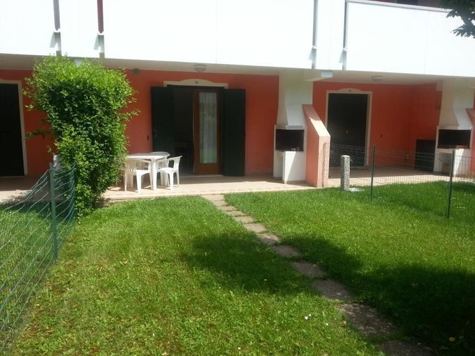 Terrace/patio, Apartment With Shared Pool for 4 Guests, Venezia