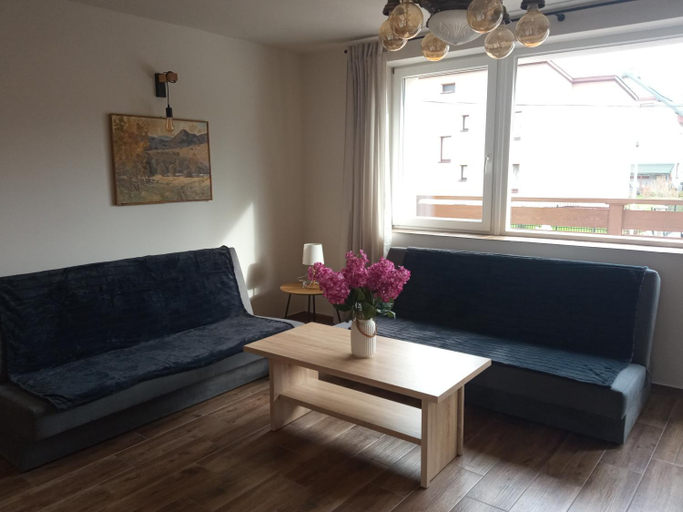 Others 3, Willa Julia-pokoje w centrum, ogrod, sauna, grill, Cieszyn