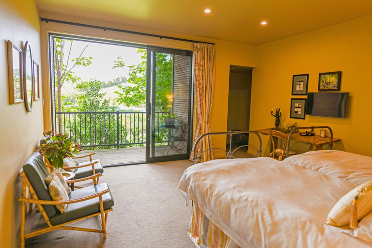 Bedroom, Ballymoney Cnoc, Selwyn