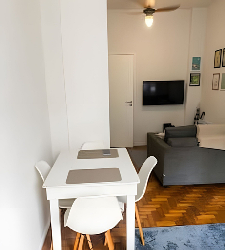 Dining, Studio Charmoso no Catete, Rio de Janeiro