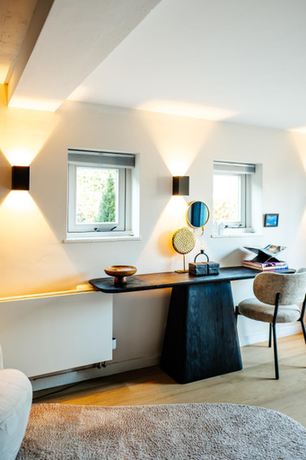 Others 5, La petite chambre, Ede