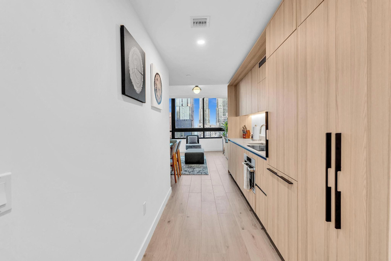 Interior 4, Miami Oasis 2BR Beach Access for 5, Miami-Dade