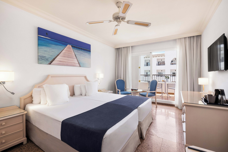 Bedroom 4, Mac Puerto Marina Benalmadena, Málaga
