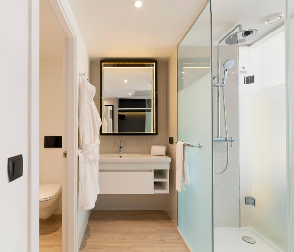 Bathroom 5, Innside Palma Bosque Hotel, Baleares