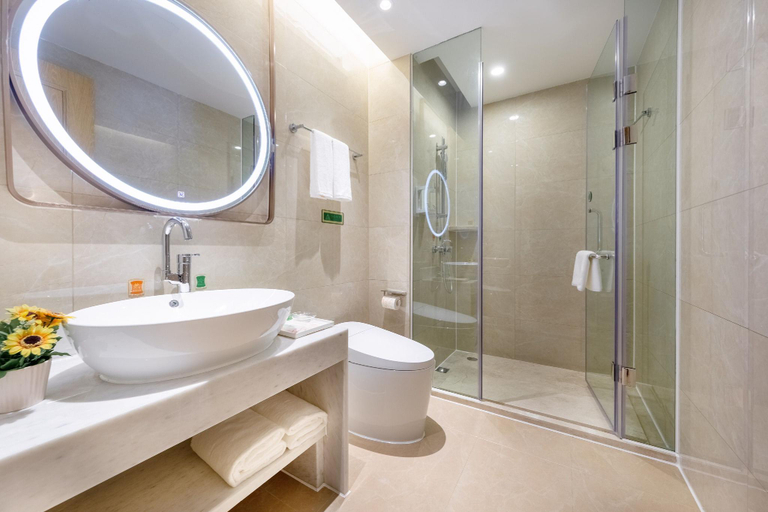 Bathroom, Vienna International Hotel Shenzhen Qianhai Mawan, Shenzhen
