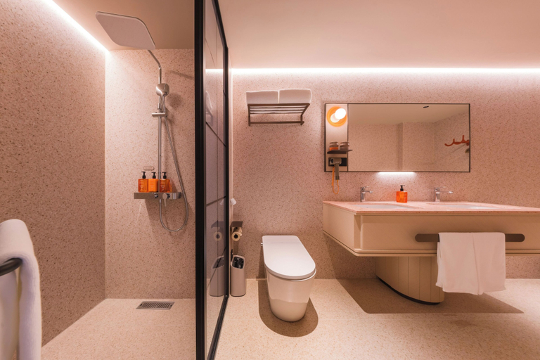 Bathroom 3, Shanghai Tangerine Ancient Town Hotel, Shanghai