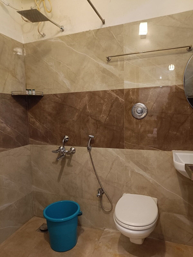 Bathroom, Sonagiri Serene Homestay, Tiruvannamalai