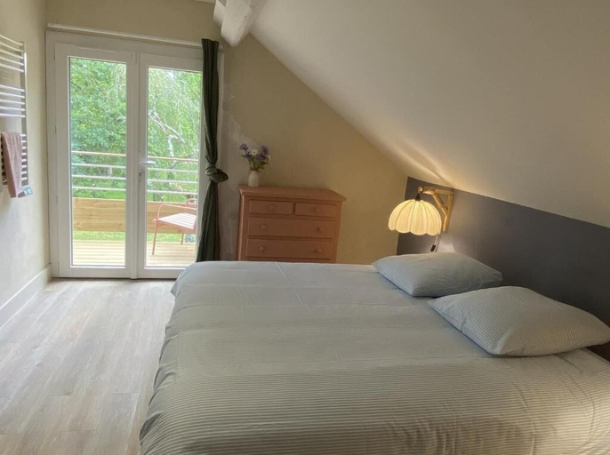 Room 4, Maison joviale, Loiret
