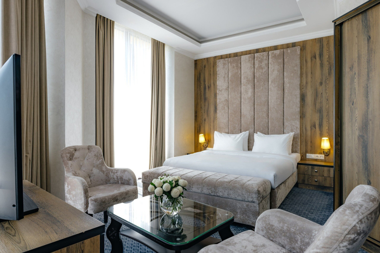 Bedroom 3, Ramada by Wyndham Shymkent, Shymkent