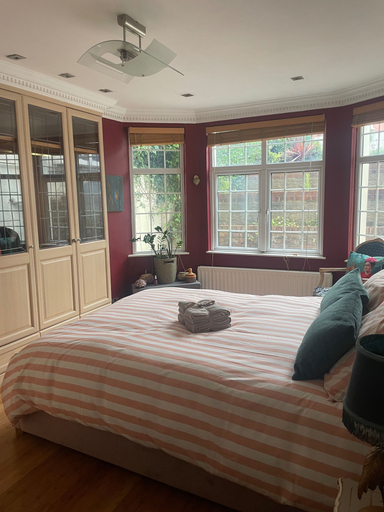 Room 3, Garden Flat - Sleeps 6, London