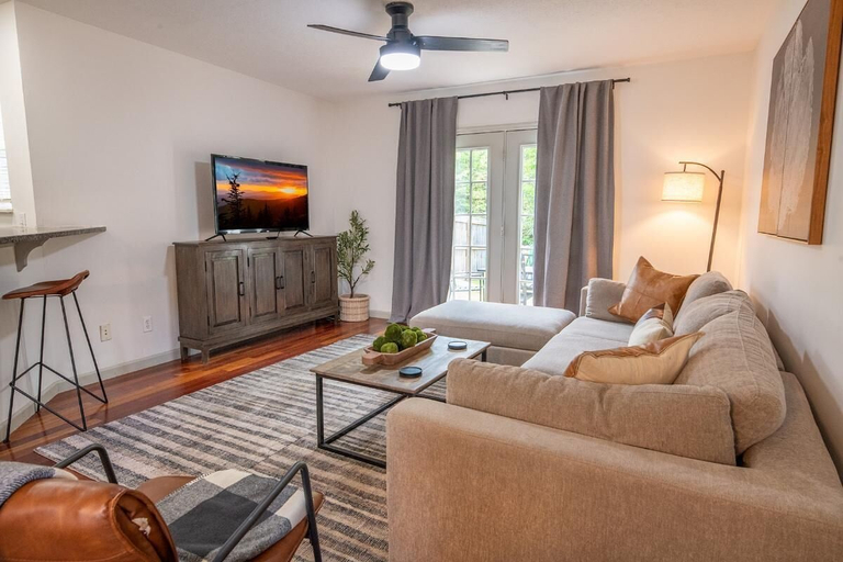Living area 4, Dreaming Bear, Sevier