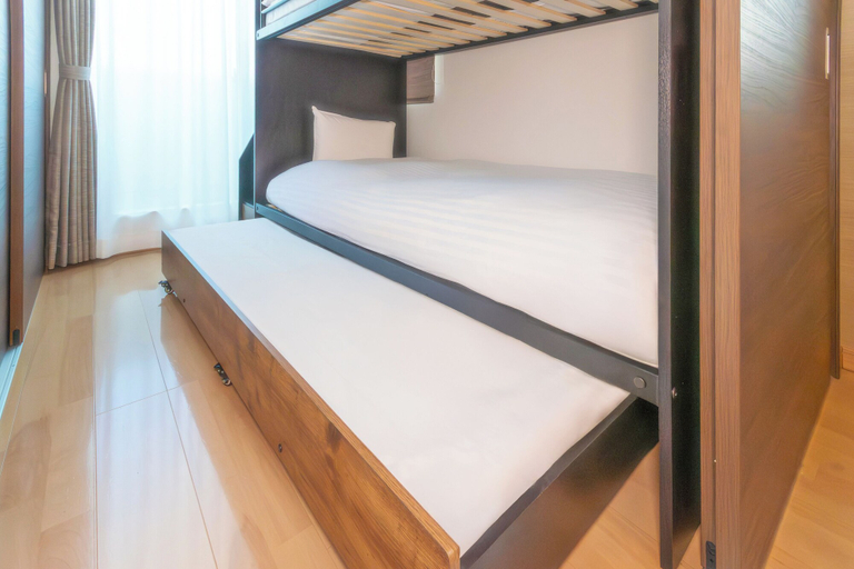 Room 1, Kag.R Ohori 3, Fukuoka