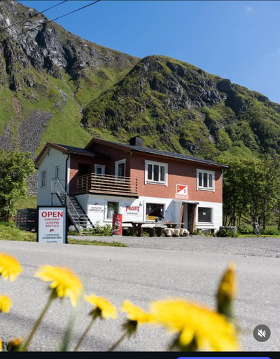Others 3, Unstad Surfpacker Hostel, Vestvågøy