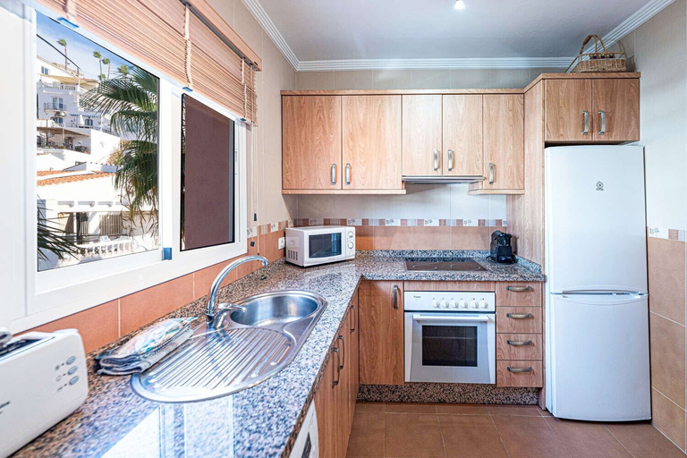 Private kitchen 2, Ibn Sadi Burriana Beach by Casasol, Málaga