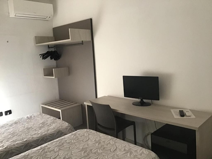 Room 5, SOLEMAR DI MIANO VIVIANA & C SAS, Messina