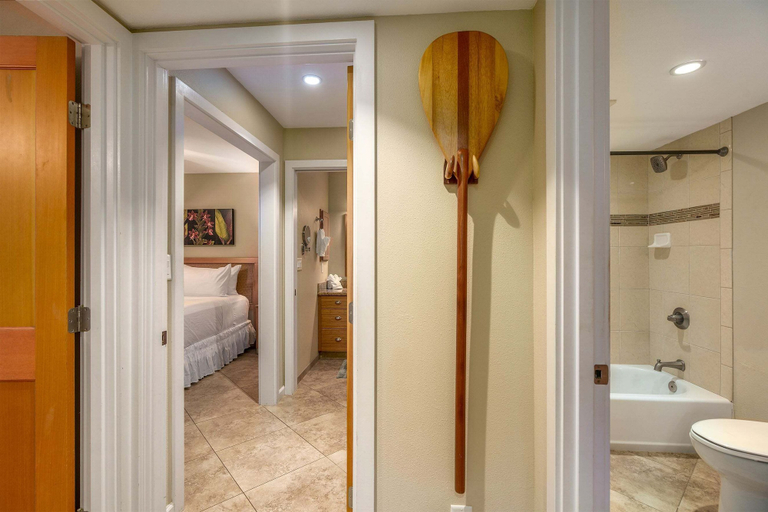 Bathroom 4, Hale Hui Kai 106 - Beautiful Ground Floor Unit, on Keawakapu Beach, Split AC!, Maui