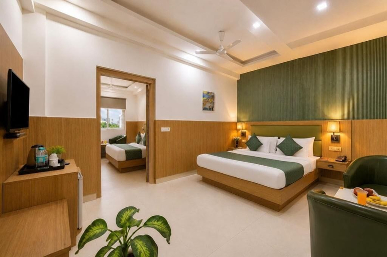 Room 2, Hotel Airport Hilton Sky IGI Airport T-3, Delhi