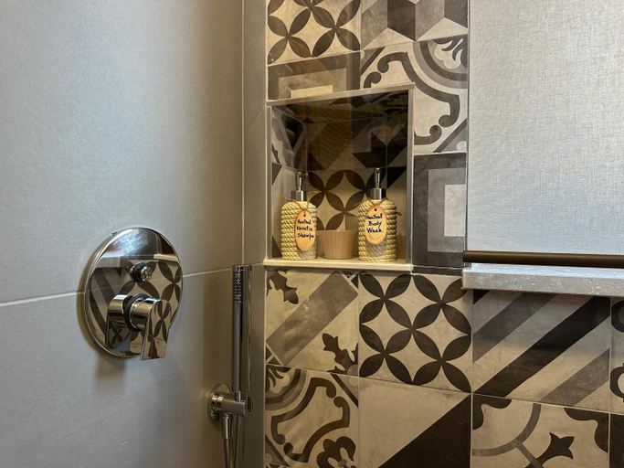 Bathroom 2, Agora Connect Space, Brindisi