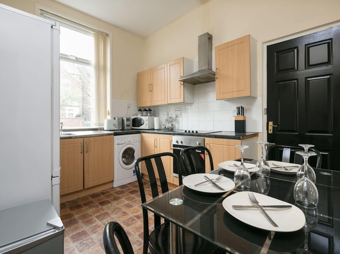 Others 4, Short Term Shared R&R In Chorlton, Trafford