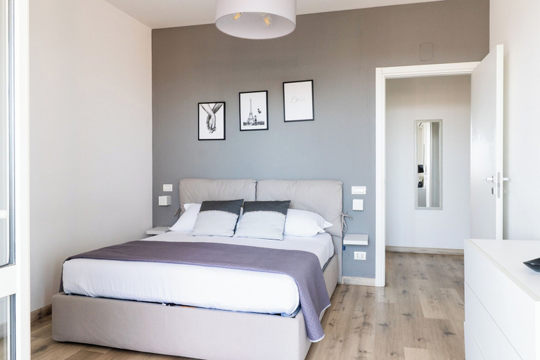 Room 3, Seasight Apartment by Wonderful Italy, Bari